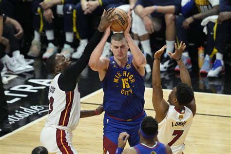 NBA Finals: Nuggets win back home.